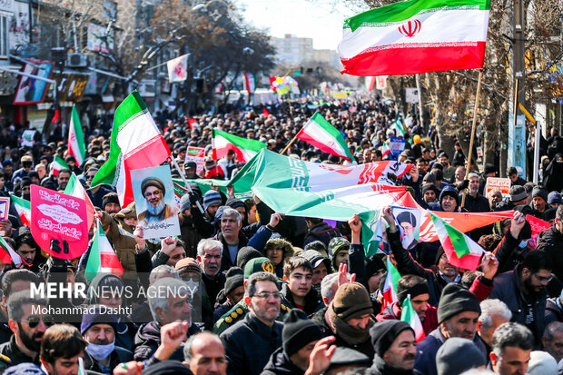 راهپیمایی ۲۲ بهمن در اردبیل