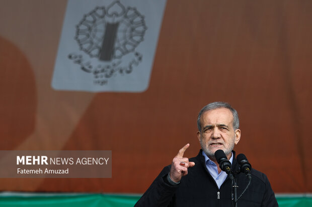 سخنرانی رئیس‌جمهور در جشن چهل‌وششمین سالگرد پیروزی انقلاب اسلامی