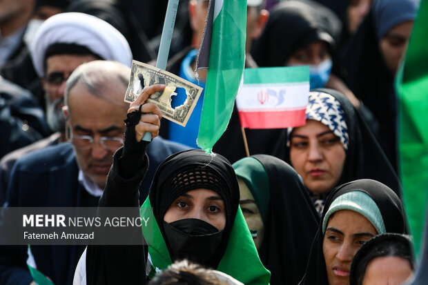 سخنرانی رئیس‌جمهور در جشن چهل‌وششمین سالگرد پیروزی انقلاب اسلامی