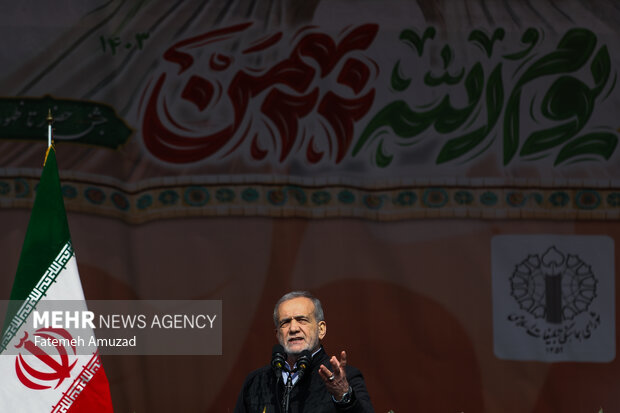 سخنرانی رئیس‌جمهور در جشن چهل‌وششمین سالگرد پیروزی انقلاب اسلامی