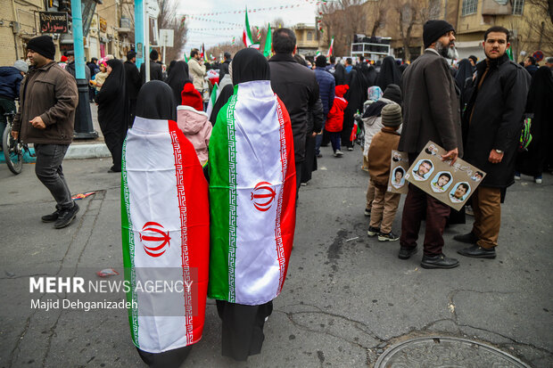 راهپیمایی ۲۲ بهمن در یزد