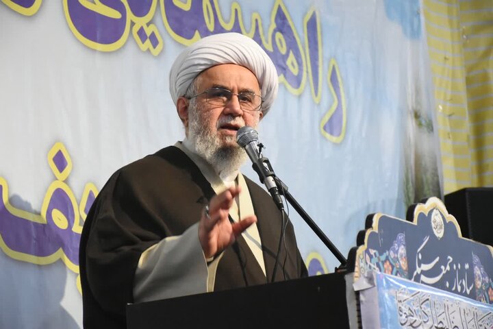 آیتالله رمضانی: مذاکره با آمریکا بینتیجه است