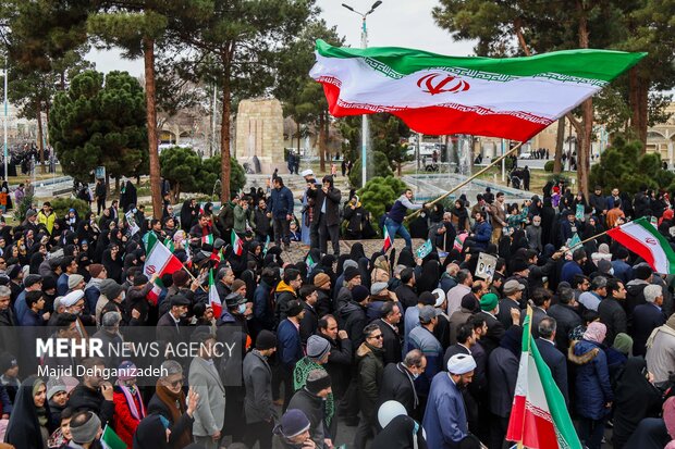 راهپیمایی ۲۲ بهمن در یزد