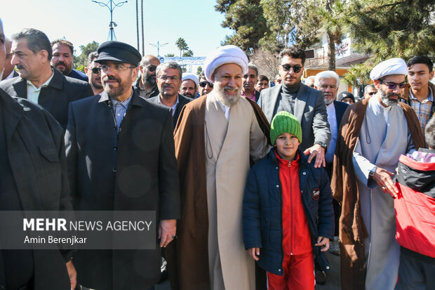 جشن بزرگ بهار انقلاب در سومین حرم اهل بیت؛ شیرازی‌ها خوش درخشیدند