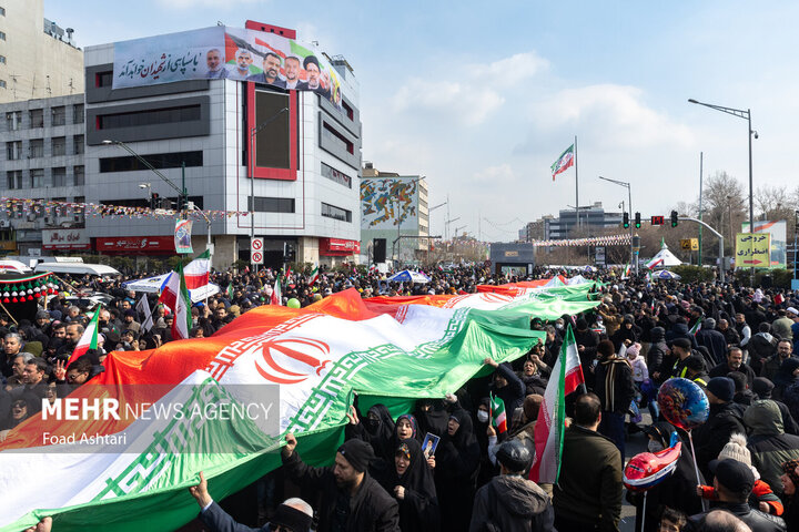 راهپیمایی ۲۲ بهمن در تهران