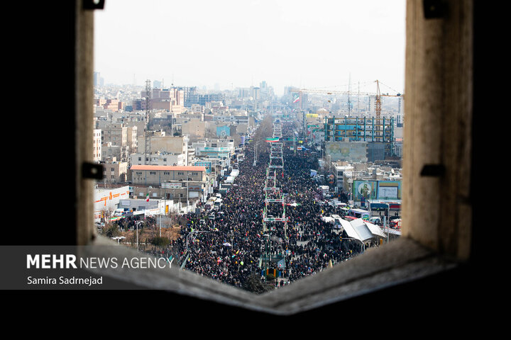 راهپیمایی ۲۲ بهمن در تهران