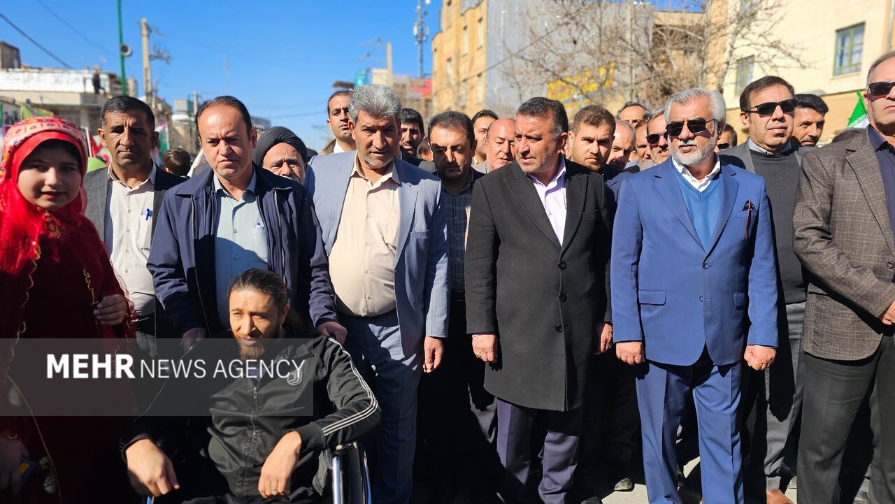 راهپیمایی ۲۲ بهمن کهگیلویه و بویراحمد حماسه ساز شد