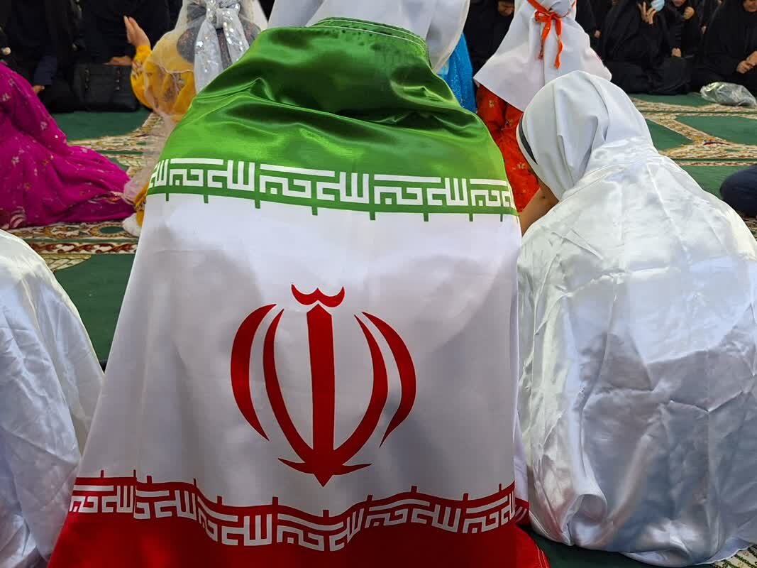 مردم گناوه چهل و ششمین سالروز پیروزی انقلاب را جشن گرفتند