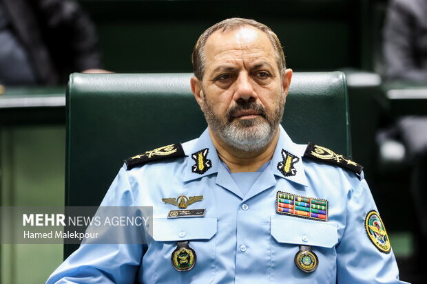 Tuğgeneral Nasirzade: Gençlerimiz düşmana sert bir yanıt verecek Tuğgeneral Nasirzade: Gençlerimiz düşmana sert bir yanıt verecek