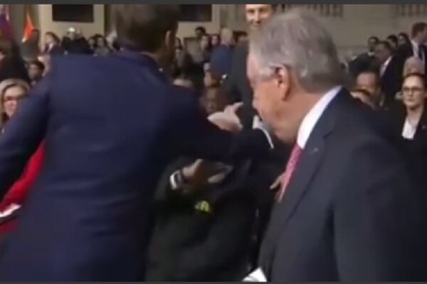 بیمحلی «ماکرون» به نخستوزیر هند+ فیلم