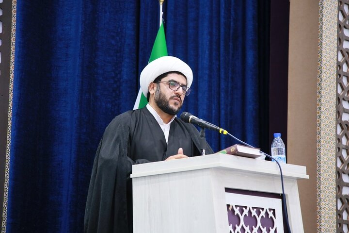 رئیس سابق دانشگاه لرستان خدمات ارزندهای داشت/همراهی با رئیس جدید