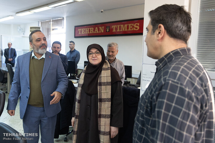 Government Spokesperson Visits Tehran Times