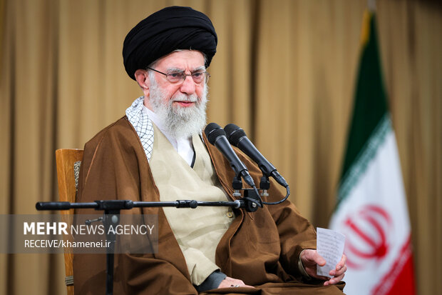 رهبر انقلاب: مسئولان هرگونه سهلانگاری یا تعمّد را کشف و پیگیری کنند رهبر انقلاب: مسئولان هرگونه سهلانگاری یا تعمّد را کشف و پیگیری کنند