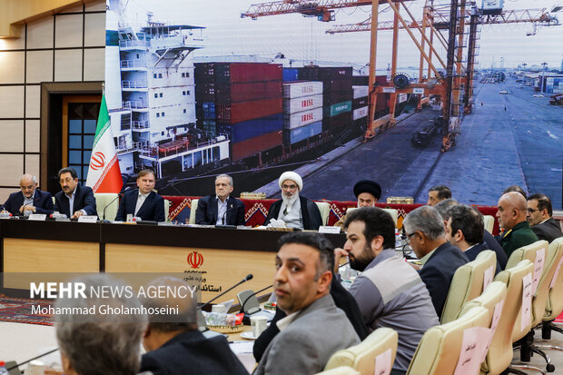 در سفر رییس جمهور به بوشهر: ۱۱ تفاهمنامه همکاری بین بخشهای خصوصی و دولتی امضا شد