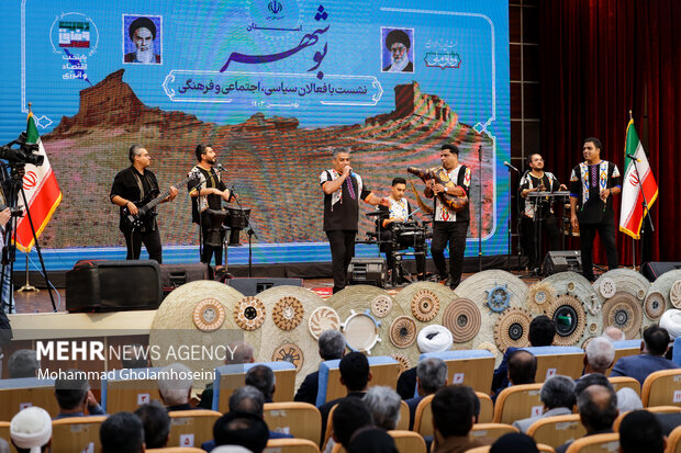 اولین روز از سفر رئیس‌جمهور به بوشهر