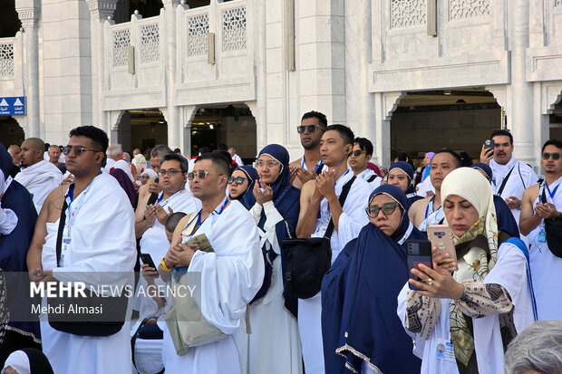 جهان در انتظار قائم آل محمد (عج)