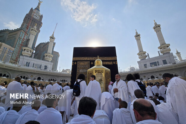 جهان در انتظار قائم آل محمد (عج)