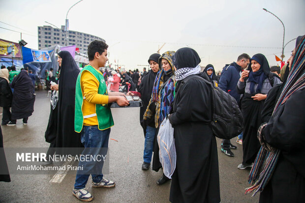 پذیرایی موکب ها از زائران نیمه شعبان مسجد جمکران