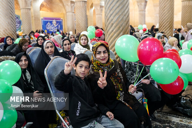 جشن میلاد امام زمان(عج) در مسجد وکیل شیراز