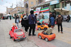 People in Kermanshah celebrate Imam Mahdi birth anniversary