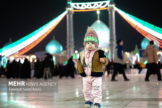 شب نیمه شعبان در مسجد جمکران