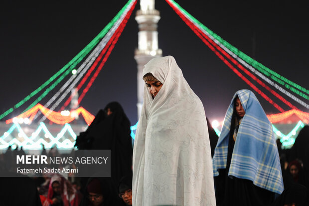 شب نیمه شعبان در مسجد جمکران