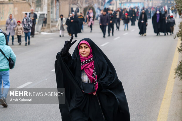 مراسم شادپیمایی نیمه شعبان در سمنان