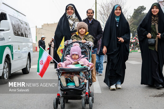 مراسم شادپیمایی نیمه شعبان در سمنان