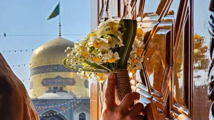 Hz. Mehdi (a.c) doğum gününde İmam Rıza (a.s) türbesinden görüntüler Hz. Mehdi (a.c) doğum gününde İmam Rıza (a.s) türbesinden görüntüler