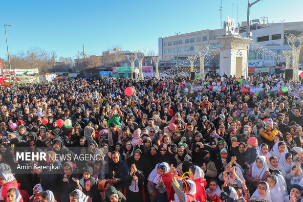 جشن بزرگ نیمه شعبان در آباده استان فارس