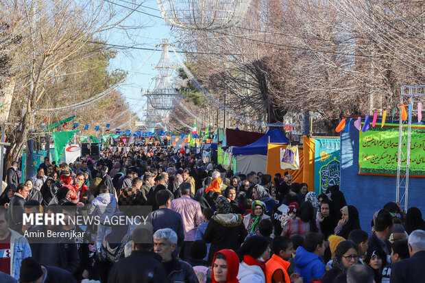 جشن بزرگ نیمه شعبان در آباده استان فارس