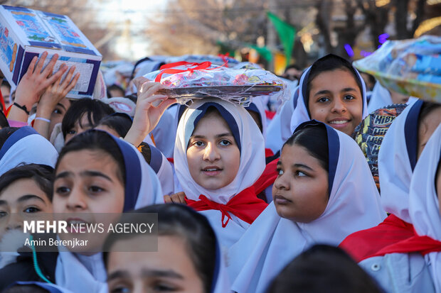 جشن بزرگ نیمه شعبان در آباده استان فارس