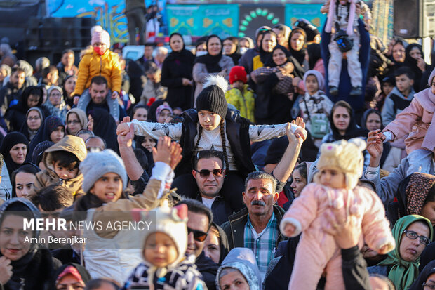 جشن بزرگ نیمه شعبان در آباده استان فارس