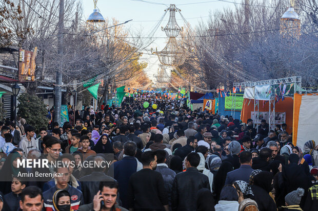 جشن بزرگ نیمه شعبان در آباده استان فارس