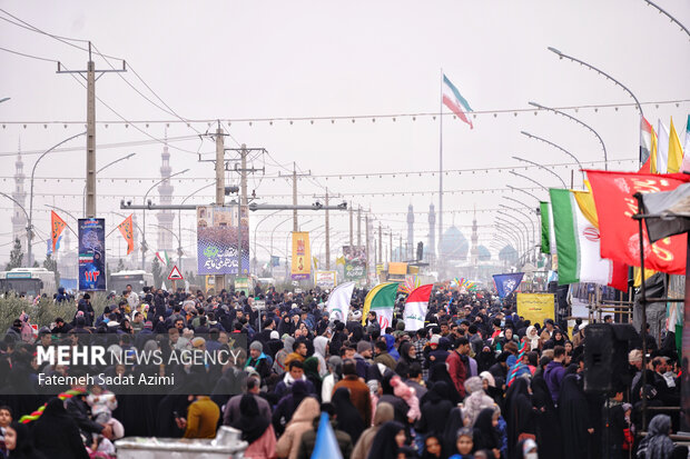 شادپیمایی روز نیمه شعبان در قم