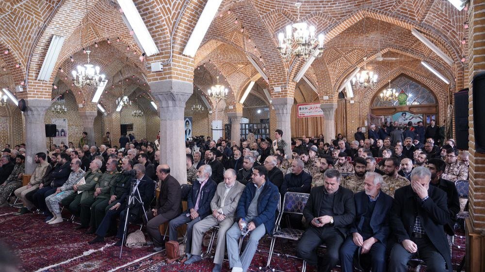 سرلشکر صفوی: قیام ۲۹ بهمن ۱۳۵۶ زمینهساز پیروزی انقلاب اسلامی شد سرلشکر صفوی: قیام ۲۹ بهمن ۱۳۵۶ زمینهساز پیروزی انقلاب اسلامی شد