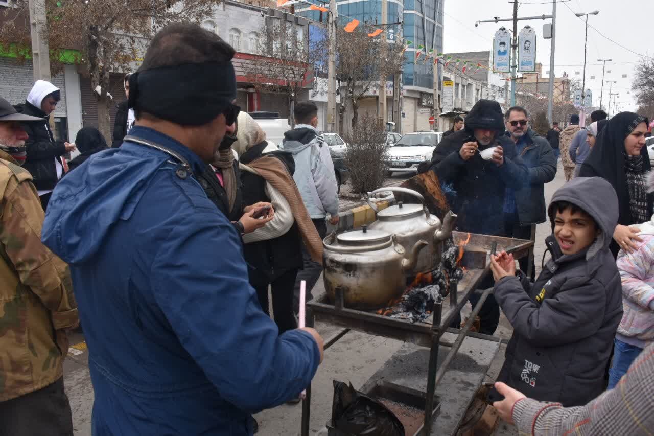طرح «خیابان انتظار» به مناسبت نیمه شعبان در قروه اجرا شد