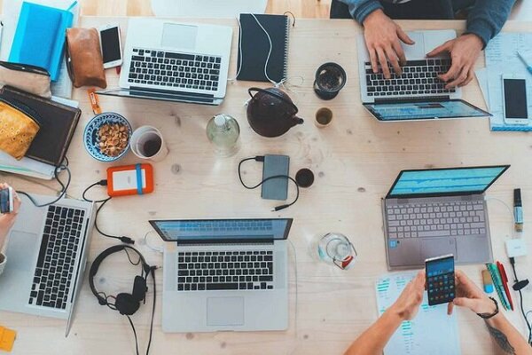 ۱۰ شغل پردرآمد که آینده را تسخیر میکنند! ۱۰ شغل پردرآمد که آینده را تسخیر میکنند!