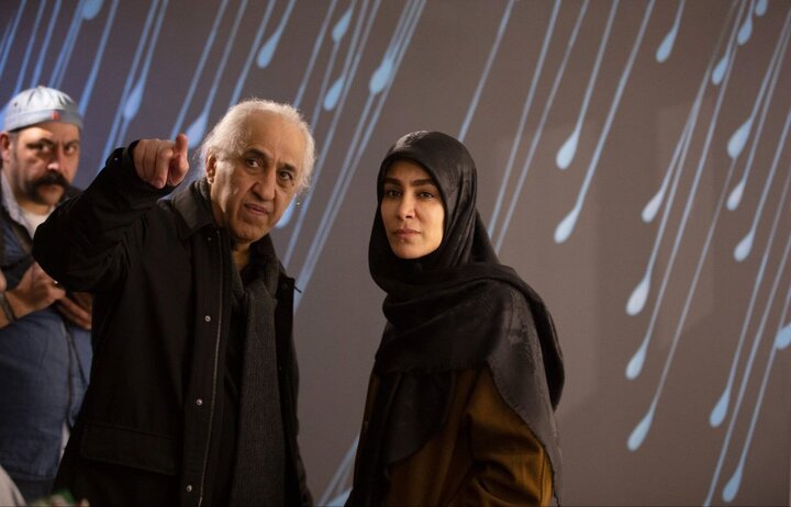 نادره رضایی: آثار هنری معاصر بیانگر کلافهای پیچیدهای در زندگی مدرن هستند