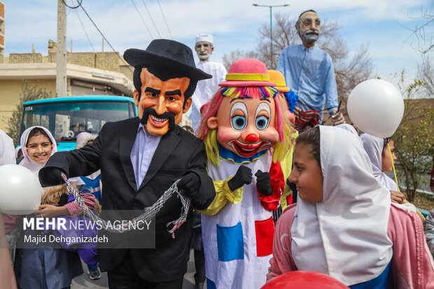 آیین افتتاحیه بیست و ششمین جشنواره بین‌المللی قصه‌گویی در یزد