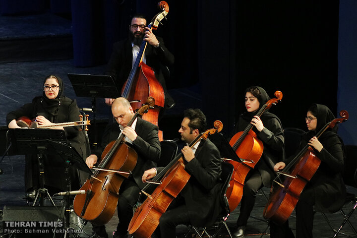 Nostalgic Iranian songs revived by Chakavak Orchestra at Fajr Music Festival