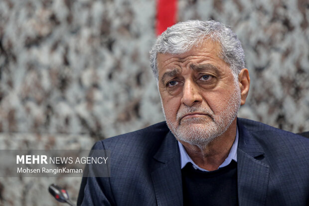 جلسه هیئت امنای بنیاد حفظ آثار و نشر ارزش‌های دفاع مقدس