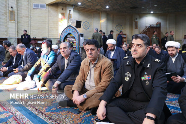 مراسم ترحیم پدر دریادار شهرام ایرانی فرمانده نداجا