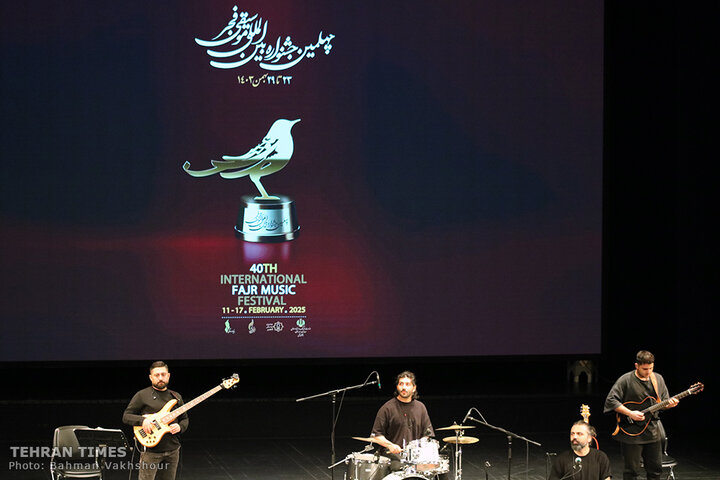 Iranian singer Ali Zand-Vakili performs at Fajr Music Festival