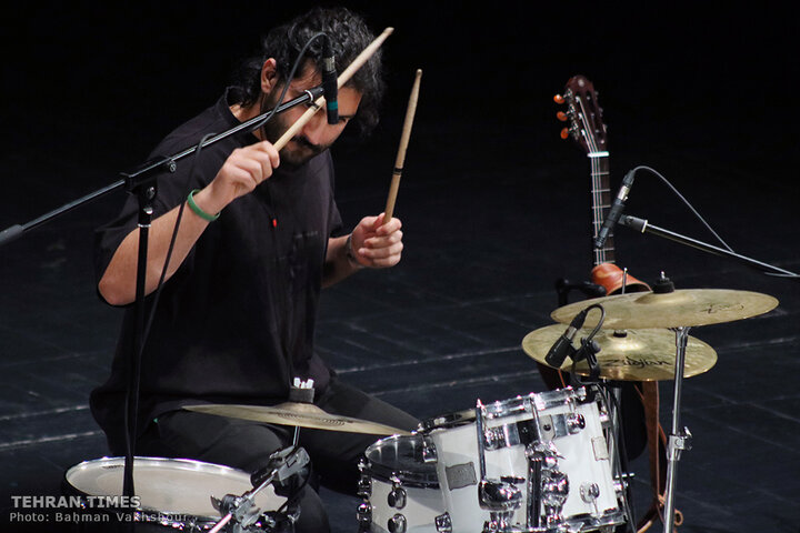 Iranian singer Ali Zand-Vakili performs at Fajr Music Festival