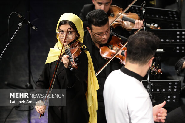 آخرین شب چهلمین جشنواره بینالمللی موسیقی فجر آخرین شب چهلمین جشنواره بینالمللی موسیقی فجر