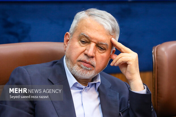 نظام مالیاتی و بیمهای صنایعدستی و گردشگری اصلاح میشود