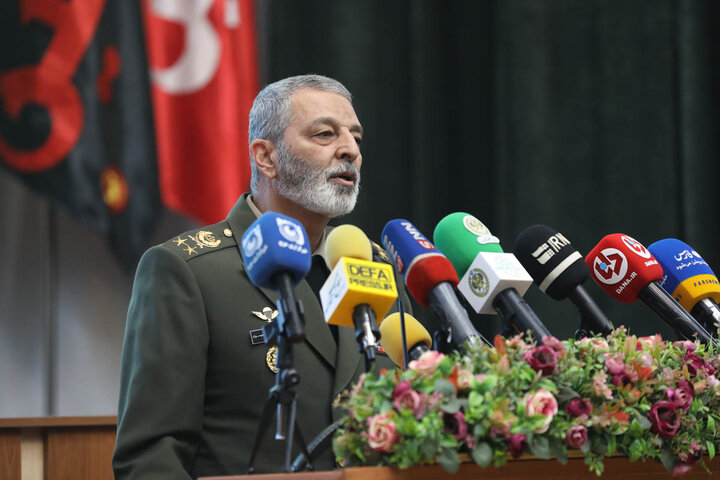 امیر موسوی: اگر قیام مردم تبریز نبود، تاریخ به نحو دیگری رقم میخورد