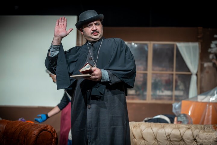 از بحران و «درد» انسان مدرن تا مصائب تولید یک اثر نمایشی