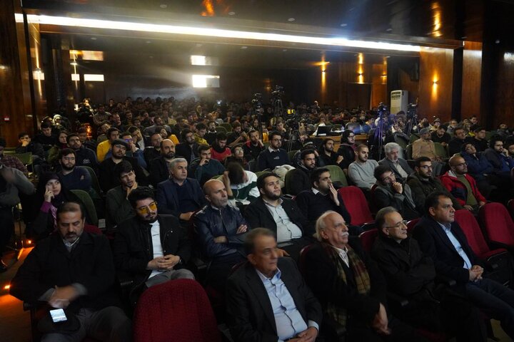 بررسی چالشهای خودروسازی در اکران مستند «اسب بیبخار»